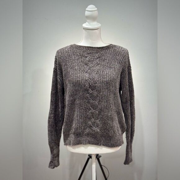CLEARANCE! Gray Spring & Mercer Crewneck Sweater Size XS EUC - Picture 1 of 6